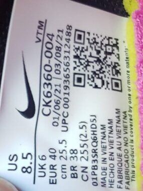 Nike Renew Run Running Shoes Women's Size 8.5 Black Pink Athletic Sneakers